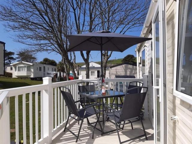 ホテル 67 Newquay Getaway エクステリア 写真